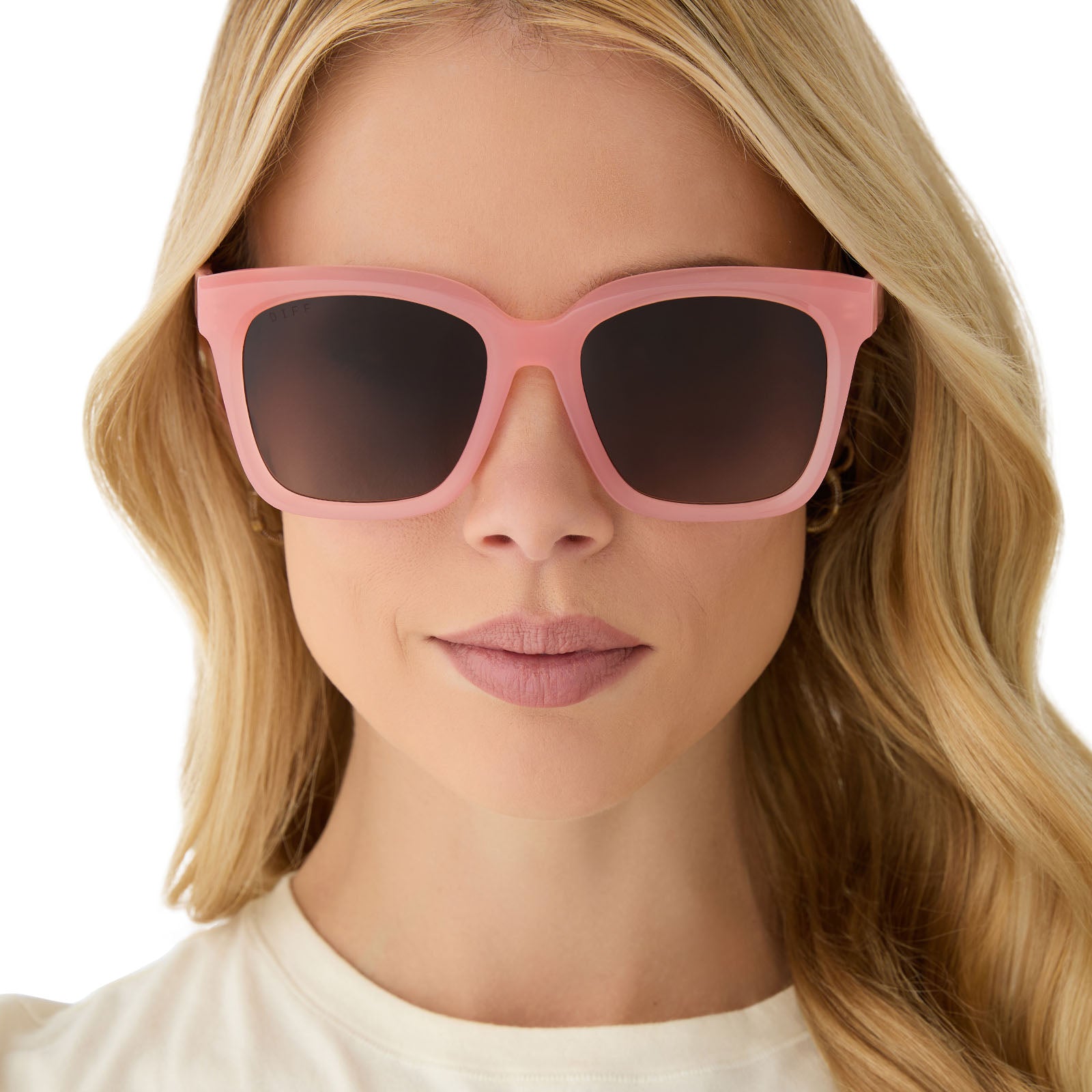 MEREDITH - PEACH + BROWN GRADIENT + POLARIZED SUNGLASSES
